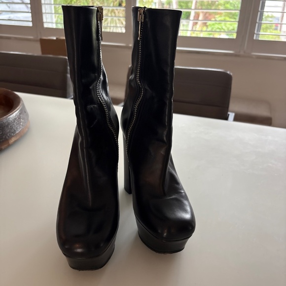 Gucci Platform Black Leather Boot SZ 9.5 - Picture 3 of 10